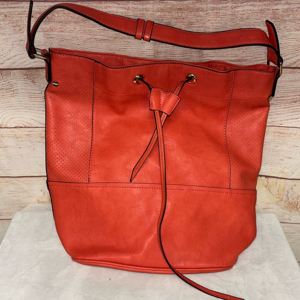 Moda Luxe purse